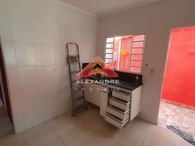 Casa com 142m² 2 quartos e 3 banheiros, à venda, no bairro Residencial Armando Moreira Righi em São José dos Campos