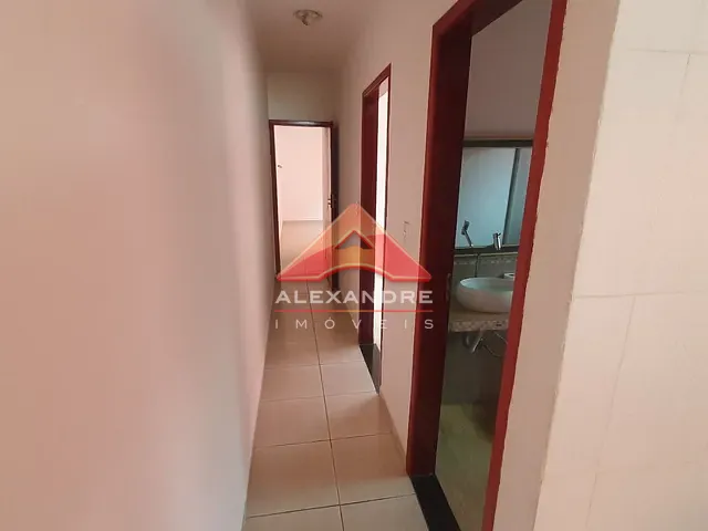 Casa com 142m² 2 quartos e 3 banheiros, à venda, no bairro Residencial Armando Moreira Righi em São José dos Campos