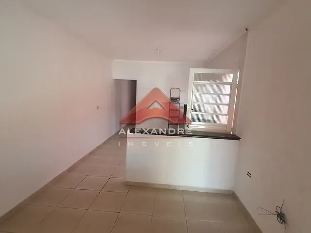 Casa com 142m² 2 quartos e 3 banheiros, à venda, no bairro Residencial Armando Moreira Righi em São José dos Campos