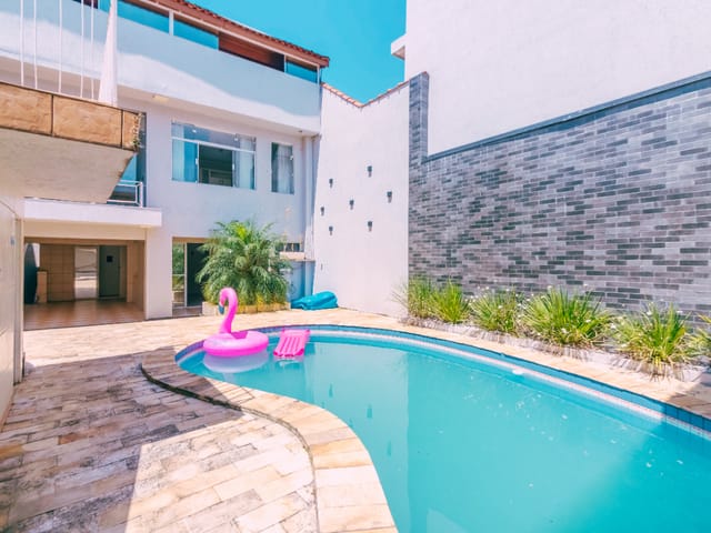 Casa com 300m² 5 quartos e 5 banheiros, à venda, no bairro Vila Lúcia em São Paulo