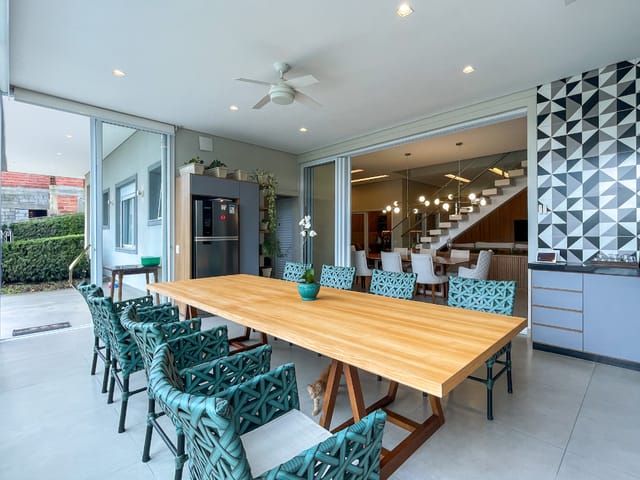 Foto do Casa - Casa no condomínio Alpes De Caieiras para venda com 5 quartos, sendo 5 suítes, 528m² | Lares e Andares Imóveis