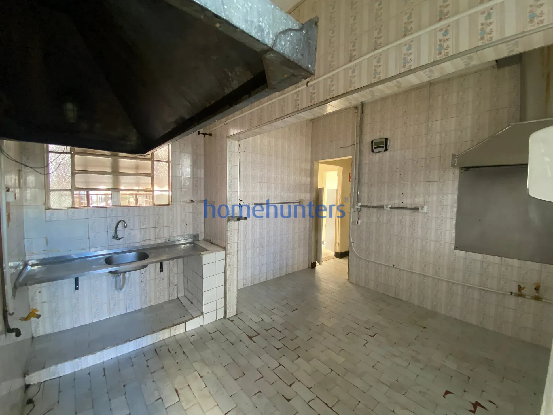 Casa, 1 quarto, 250 m² - Foto 11