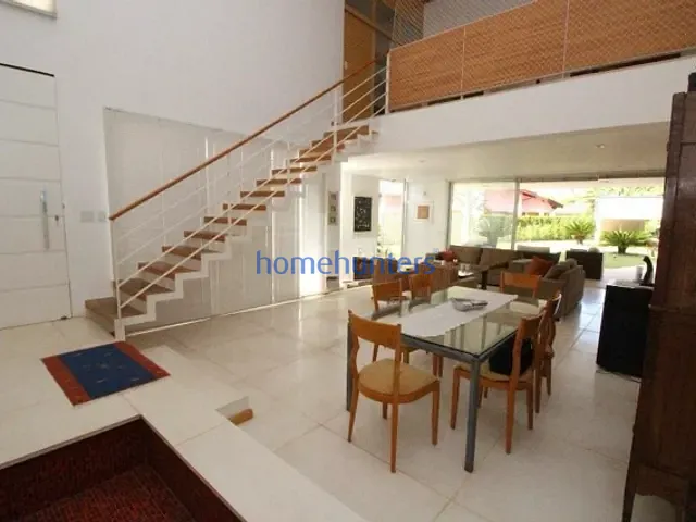 Casa 4 quartos e 7 banheiros, à venda, no bairro Loteamento Arboreto dos Jequitibás (Sousas) em Campinas