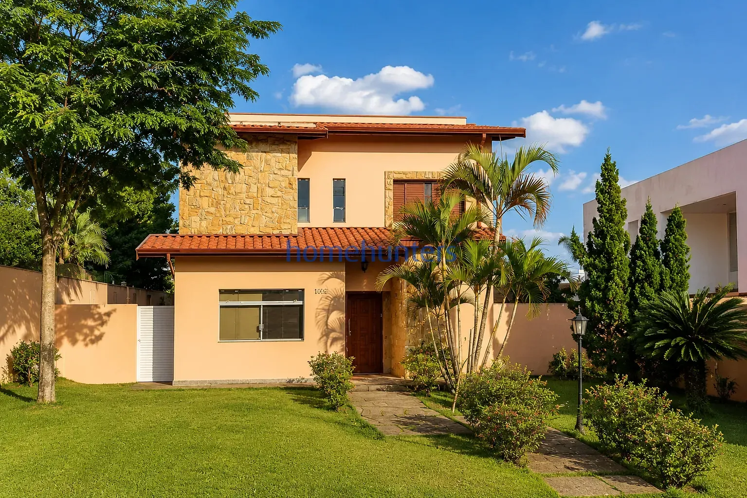 Casa, 3 quartos, 318 m² - Foto 1