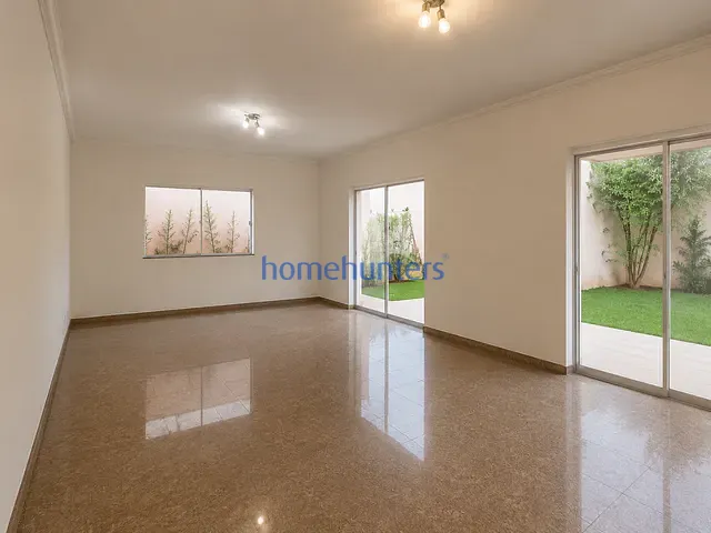 Casa com 720m² 3 quartos e 5 banheiros, à venda ou para alugar, no bairro Loteamento Alphaville Campinas em Campinas
