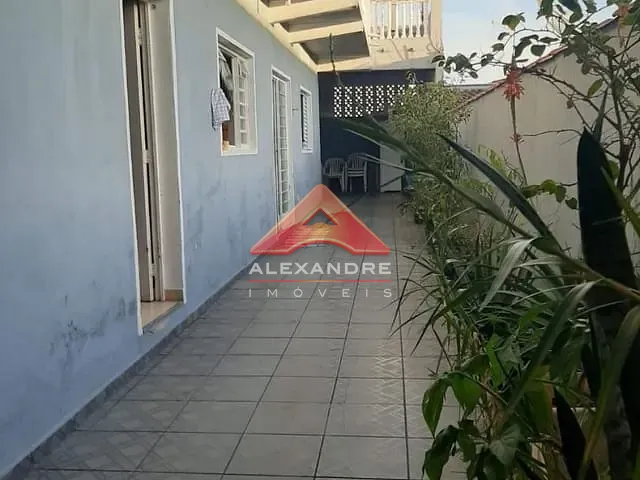Casa com 152m² 4 quartos e 2 banheiros, à venda, no bairro Jardim Altos de Santana em São José dos Campos