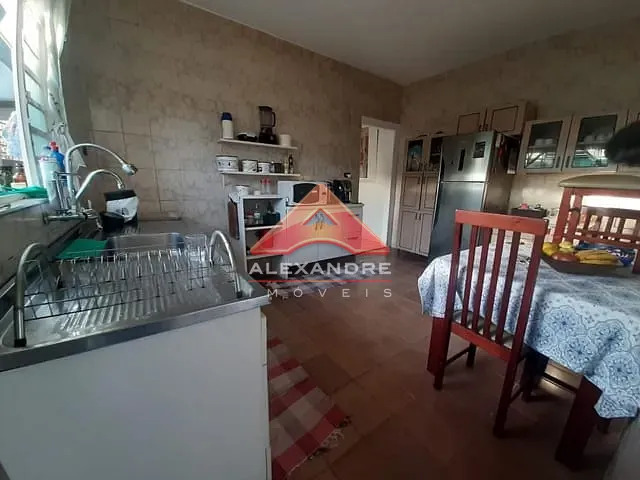 Casa com 152m² 4 quartos e 2 banheiros, à venda, no bairro Jardim Altos de Santana em São José dos Campos