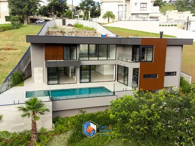 Casa com 860m² 4 quartos e 6 banheiros, à venda, no bairro Alphaville em Santana De Parnaíba