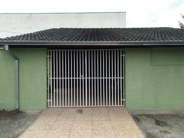 Casa com 252m² 2 quartos e 1 banheiro, à venda, no bairro Residencial Vale das Acácias em Pindamonhangaba
