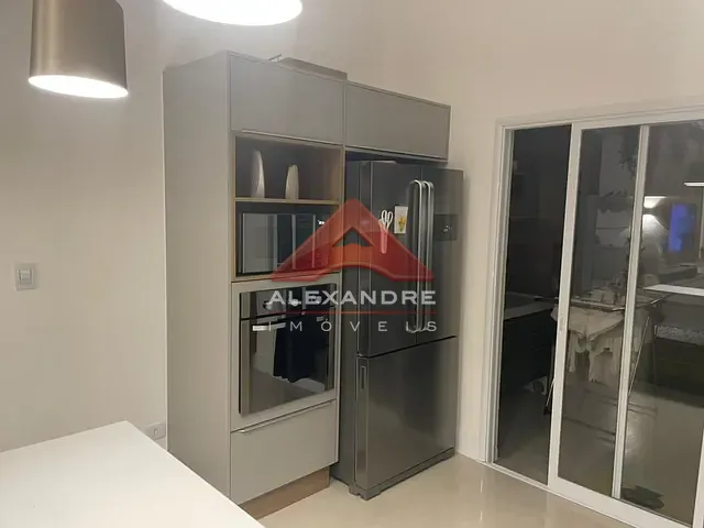 Casa com 250m² 3 quartos e 1 banheiro, à venda, no bairro Parque Residencial Maria Elmira em Caçapava