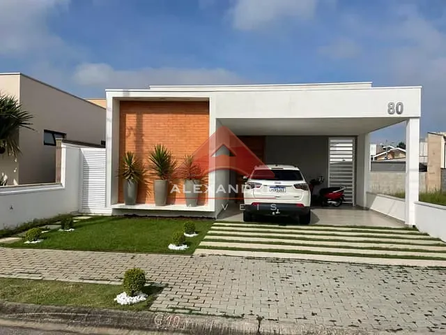 Casa com 250m² 3 quartos e 1 banheiro, à venda, no bairro Parque Residencial Maria Elmira em Caçapava