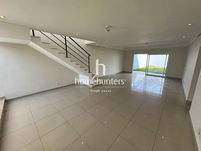 Casa 3 quartos e 5 banheiros, para alugar, no bairro Vila Faustina II em Valinhos
