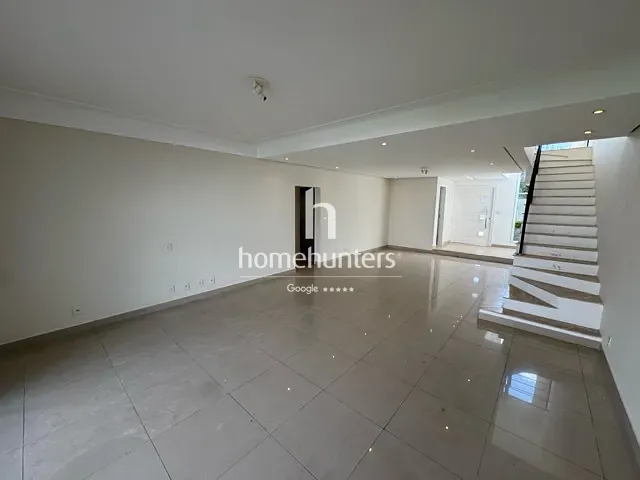 Casa 3 quartos e 5 banheiros, para alugar, no bairro Vila Faustina II em Valinhos