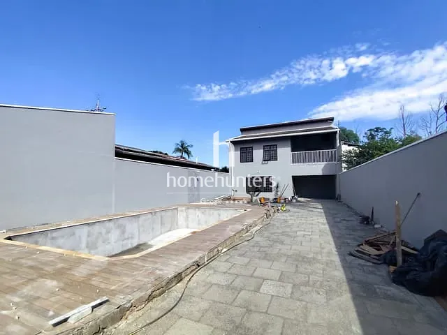 Casa com 350m² 3 quartos e 3 banheiros, para alugar, no bairro Residencial Terra Nova em Campinas