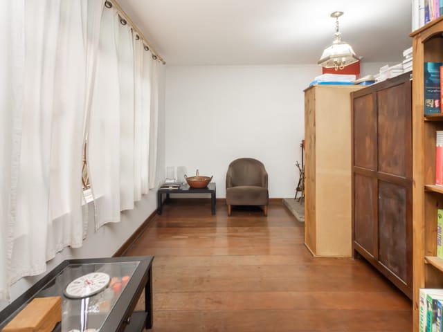 Casa com 322m² 4 quartos e 6 banheiros, à venda, no bairro Cidade São Francisco em São Paulo