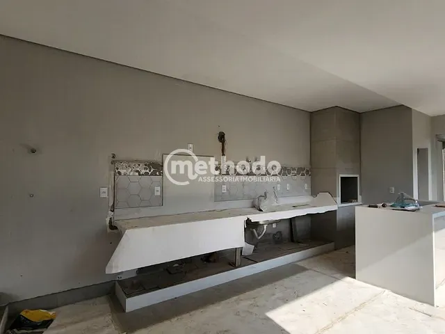 Casa com 360m² 4 quartos e 4 banheiros, à venda, no bairro Jardim America em Paulínia
