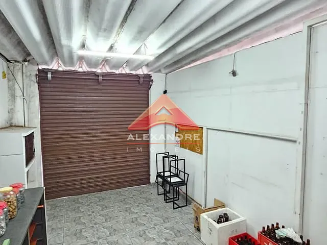 Casa com 280m² 3 quartos e 3 banheiros, à venda, no bairro Vila Tesouro em São José dos Campos