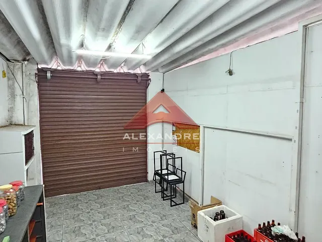 Casa com 280m² 3 quartos e 3 banheiros, à venda, no bairro Vila Tesouro em São José dos Campos