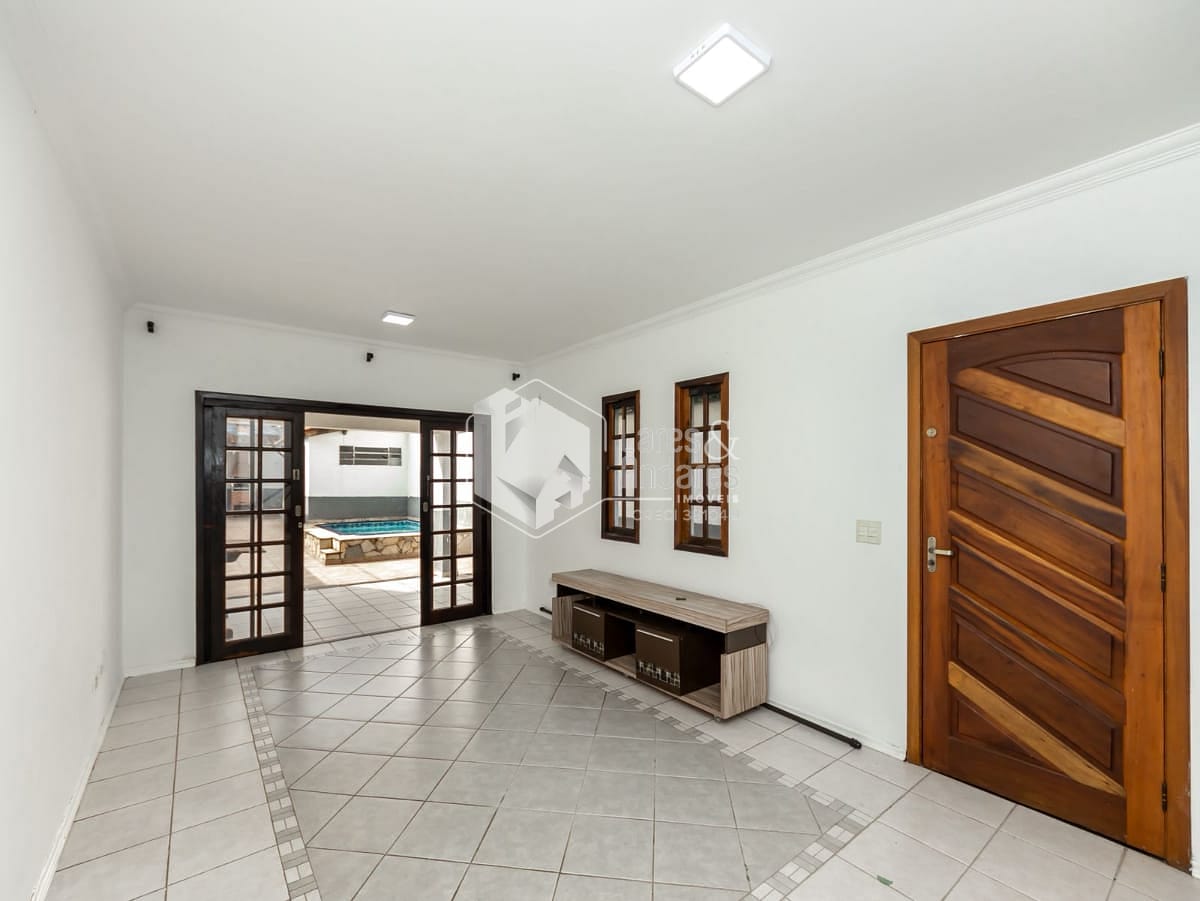 Casa à venda com 3 quartos, 182m² - Foto 18