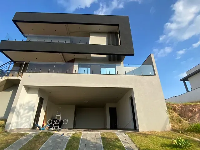 Casa com 432m² 5 quartos e 6 banheiros, à venda, no bairro Condomínio Verana em São José dos Campos