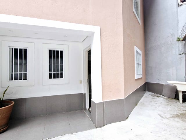 Foto do Casa - Casa tipo para venda em Jardim América com 3 quartos, sendo 1 suíte, 118m² | Lares e Andares Imóveis