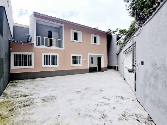 Foto do Casa - Casa tipo para venda em Jardim América com 3 quartos, sendo 1 suíte, 118m² | Lares e Andares Imóveis