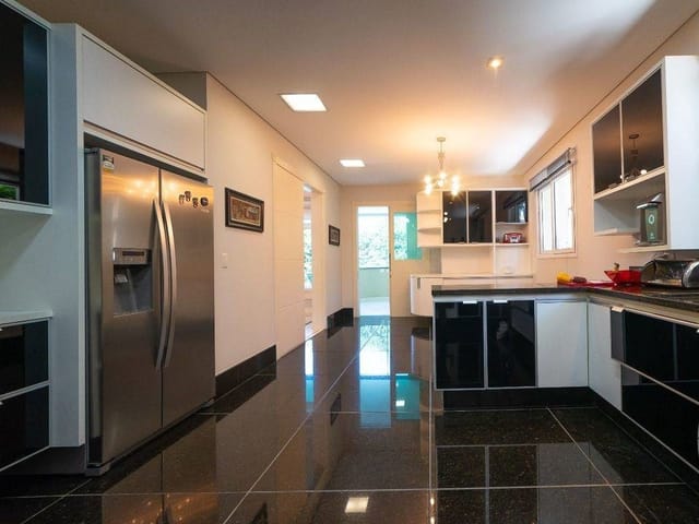 Casa com 620m² 5 quartos e 8 banheiros, para alugar, no bairro Alphaville em Barueri