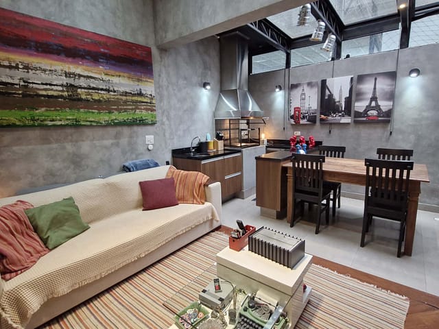Casa com 1500m² 2 quartos e 3 banheiros, à venda, no bairro Real Parque em São Paulo