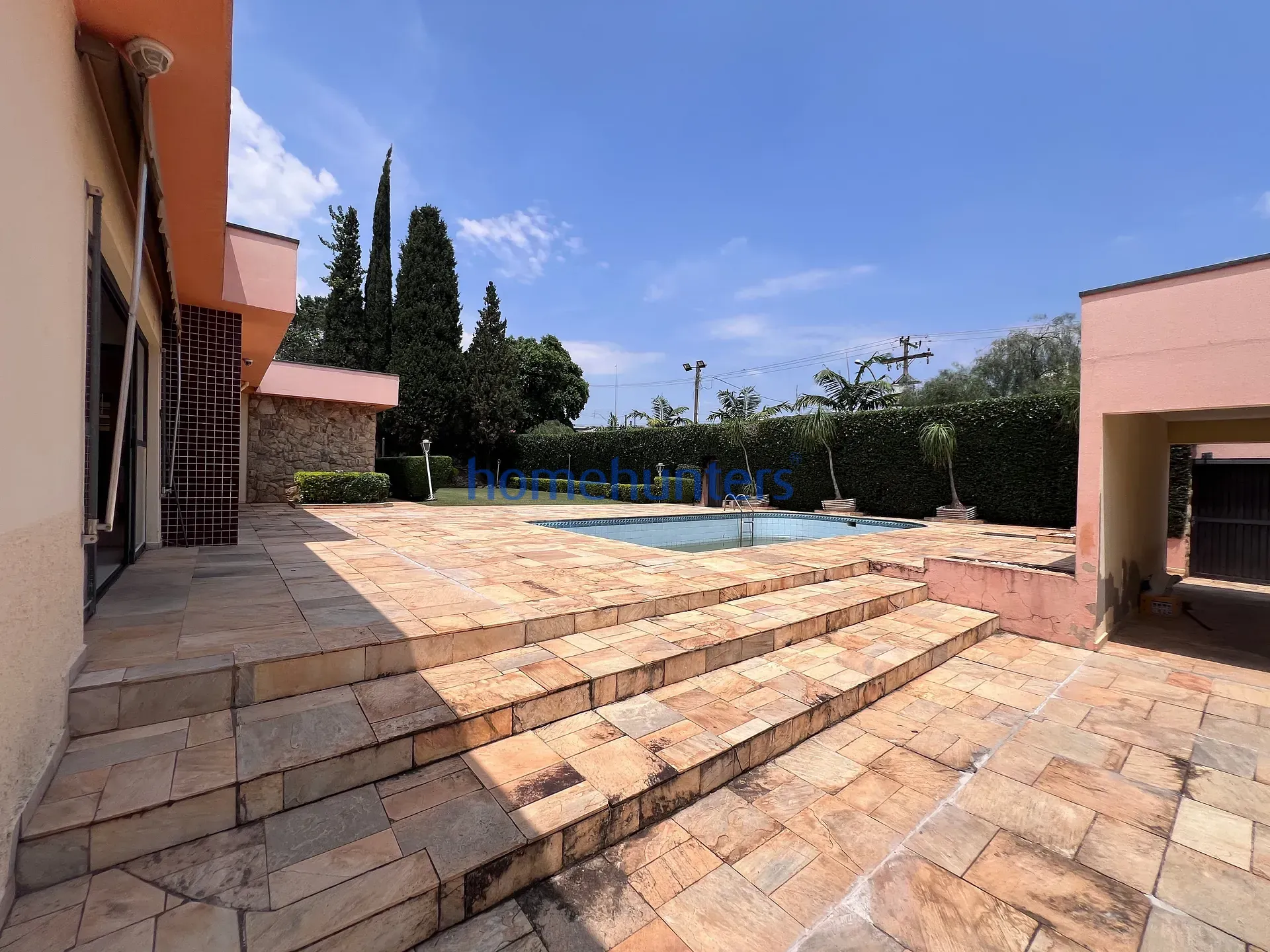 Casa, 1 quarto, 428 m² - Foto 1