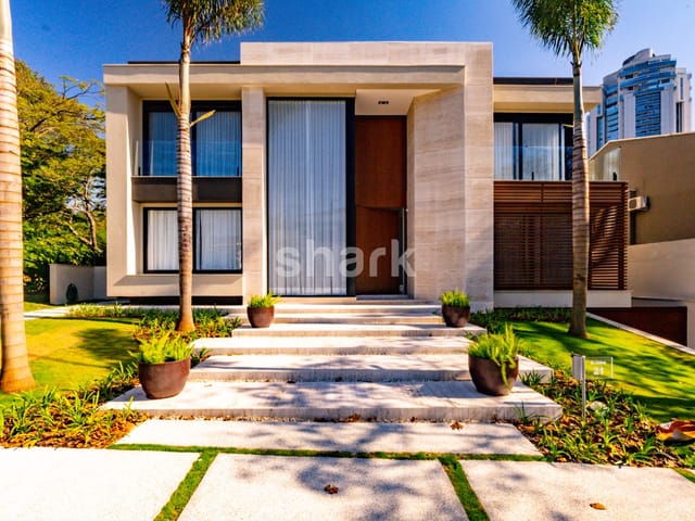 Casa com 800m² 4 quartos e 7 banheiros, à venda, no bairro Alphaville Residencial Um em Barueri