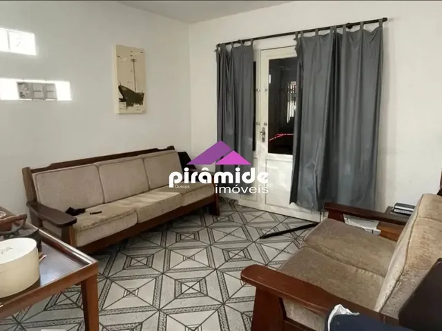 Casa com 250m² 3 quartos e 2 banheiros, à venda, no bairro Vila Terezinha em São José Dos Campos