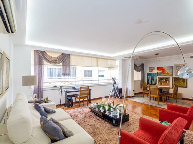 Casa com 390m² 4 quartos e 7 banheiros, à venda, no bairro Planalto Paulista em São Paulo