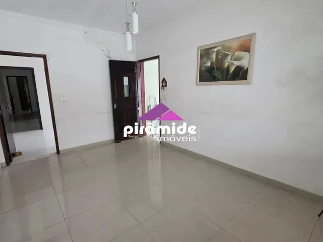 Casa com 188m² 4 quartos e 3 banheiros, à venda, no bairro Jardim Paraíba em Jacareí