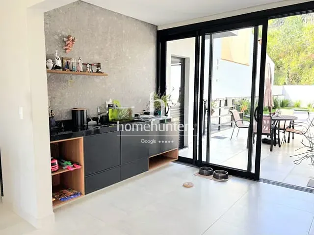 Casa 4 quartos e 6 banheiros, à venda, no bairro Roncáglia em Valinhos