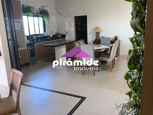 Casa com 405m² 4 quartos e 4 banheiros, à venda, no bairro Loteamento Verana em São José Dos Campos