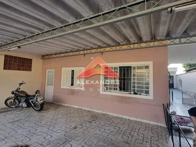 Casa com 250m² 3 quartos e 1 banheiro, à venda, no bairro Jardim Santa Inês II em São José dos Campos