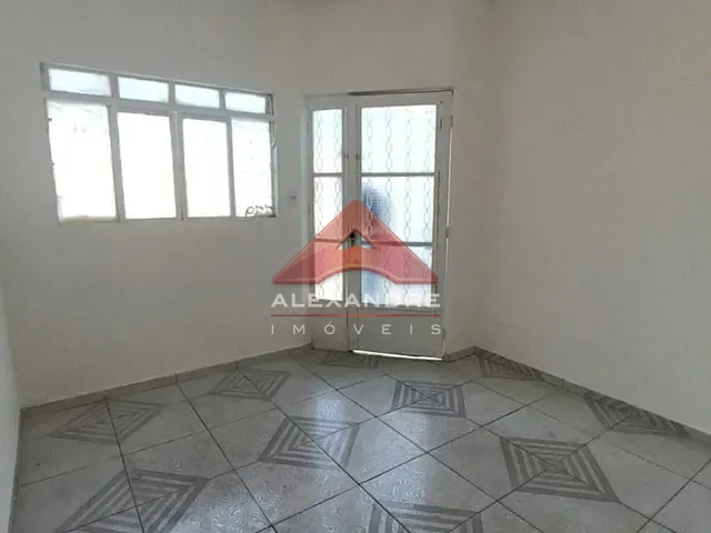 Casa com 125m² 3 quartos e 2 banheiros, à venda, no bairro Jardim São Leopoldo em São José dos Campos