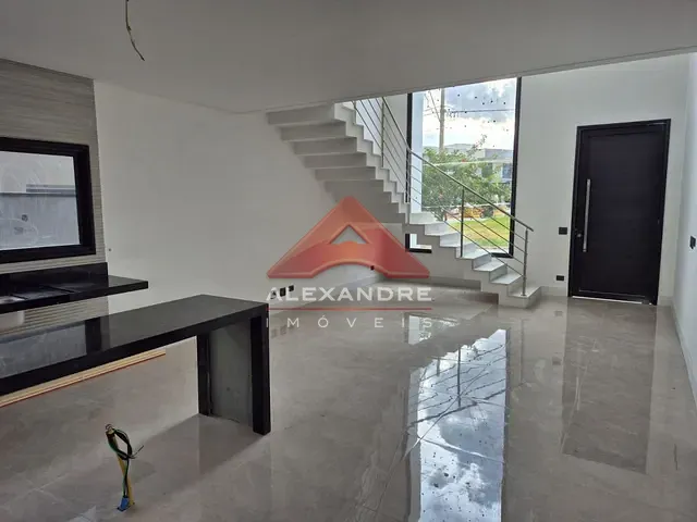 Casa com 250m² 4 quartos e 3 banheiros, à venda, no bairro Floresta em São José dos Campos