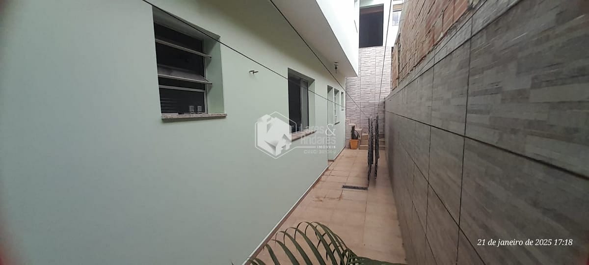 Casa à venda com 4 quartos, 303m² - Foto 32