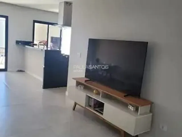 Casa com 250m² 3 quartos e 4 banheiros, à venda, no bairro Wanel Ville em Sorocaba