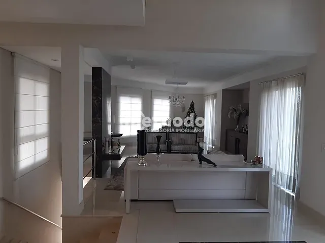 Casa com 517m² 3 quartos e 5 banheiros, à venda, no bairro Swiss Park em Campinas