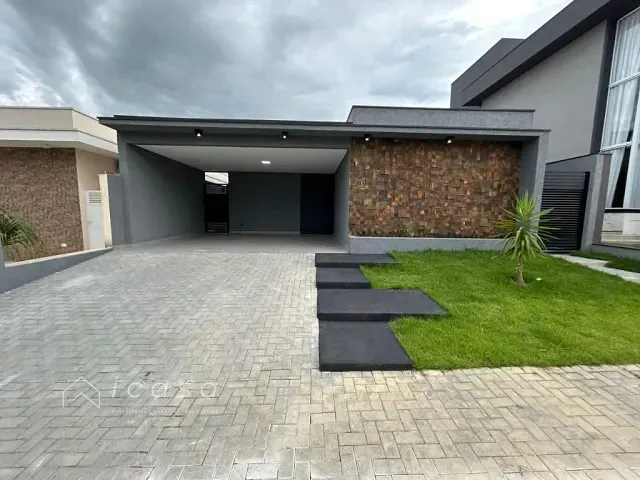 Casa com 300m² 3 quartos e 2 banheiros, à venda, no bairro Residencial Ouro Ville em Taubaté