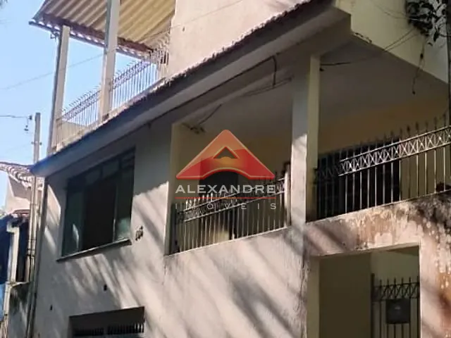Casa com 349m² 4 quartos e 3 banheiros, à venda, no bairro Buquirinha em São José dos Campos