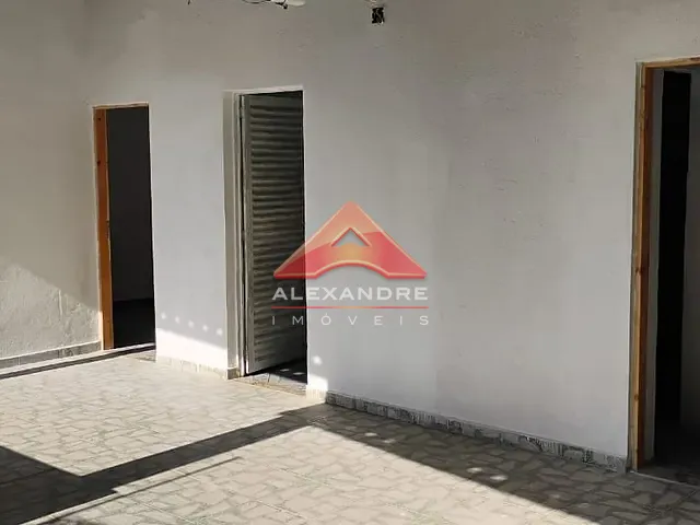 Casa com 349m² 4 quartos e 3 banheiros, à venda, no bairro Buquirinha em São José dos Campos
