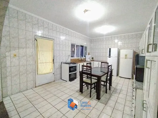 Casa com 200m² 3 quartos e 3 banheiros, à venda, no bairro Antônio Marincek em Ribeirão Preto