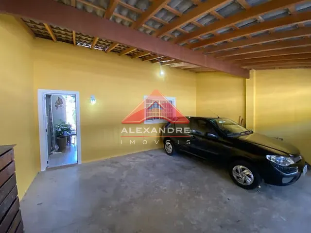Casa com 219m² 3 quartos e 1 banheiro, à venda, no bairro Jardim dos Bandeirantes em São José dos Campos