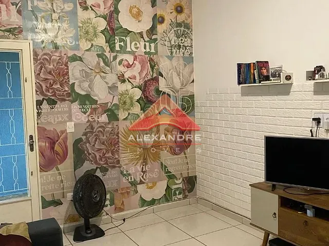 Casa com 219m² 3 quartos e 1 banheiro, à venda, no bairro Jardim dos Bandeirantes em São José dos Campos