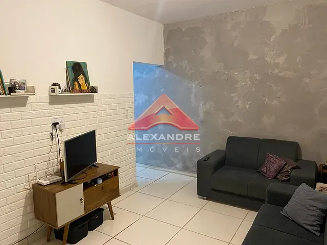 Casa com 219m² 3 quartos e 1 banheiro, à venda, no bairro Jardim dos Bandeirantes em São José dos Campos