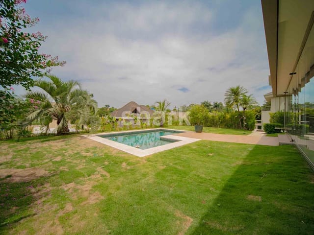 Casa com 1080m² 5 quartos e 8 banheiros, à venda, no bairro Tamboré em Santana de Parnaíba
