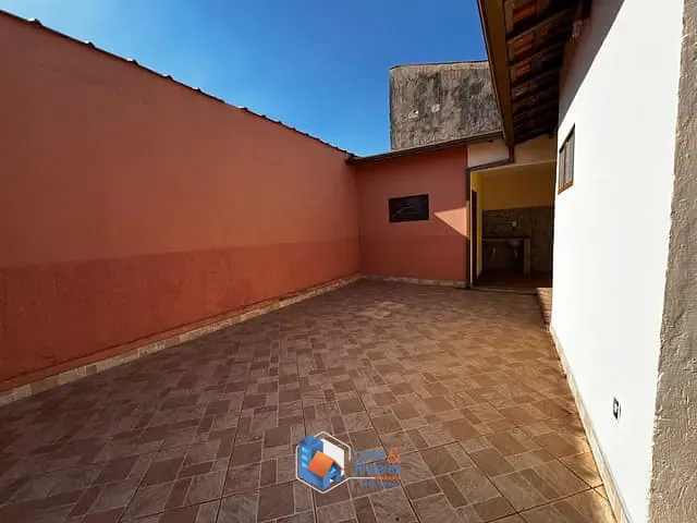 Casa com 200m² 3 quartos e 2 banheiros, à venda, no bairro Jardim Arlindo Laguna em Ribeirão Preto